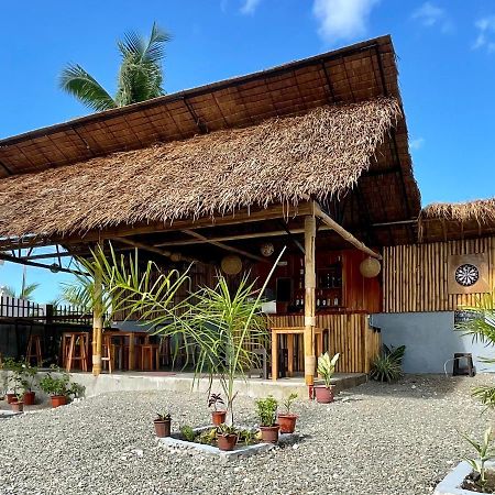 Momo Hostel Moalboal Esterno foto
